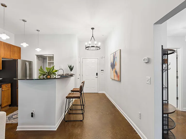 600 Brickworks Cir #6109 — Photo 3