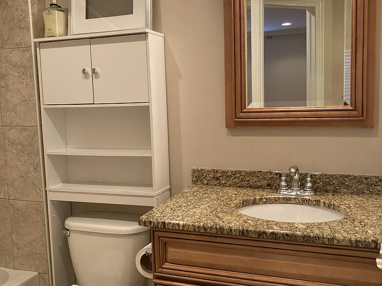 960 S River Rd #404 — Photo 11