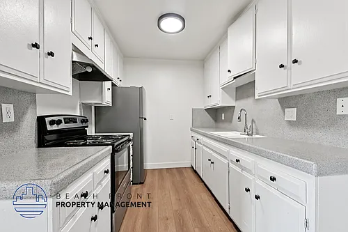 1105 N. Flower St. Photo 1