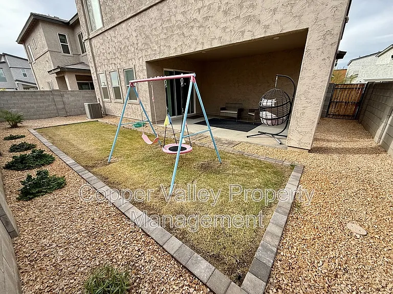 15971 N 74th Ln — Photo 12