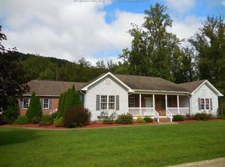 195 Trotters Ln, Charleston, WV 25312