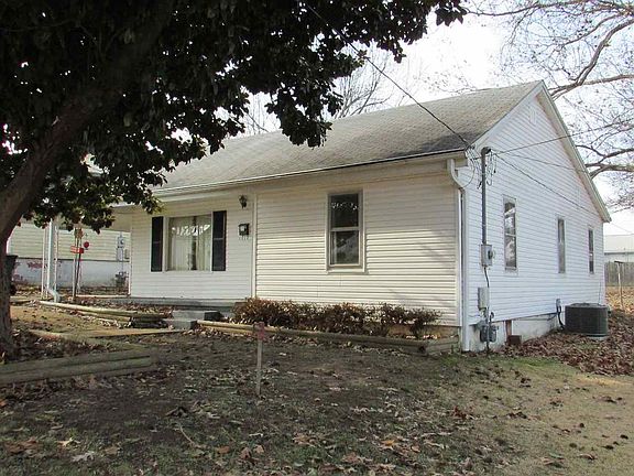 2nd image of 1701 Minola St