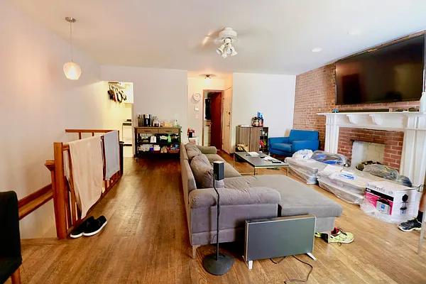 Rented by Spire Group | media 8