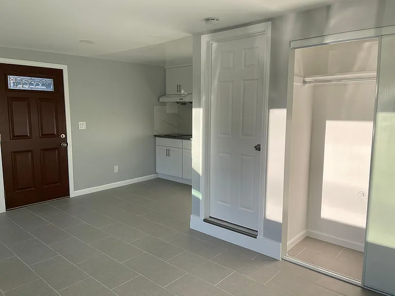 535 Montecito Dr #B — Photo 4
