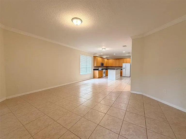 12947 Runswick Ave — Photo 14