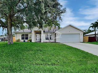 1147 SE Preston Ln, Port Saint Lucie, FL 34983