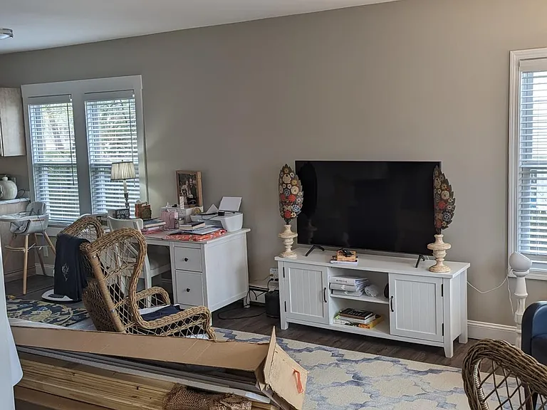 49 Westminster Ave #1 — Photo 10