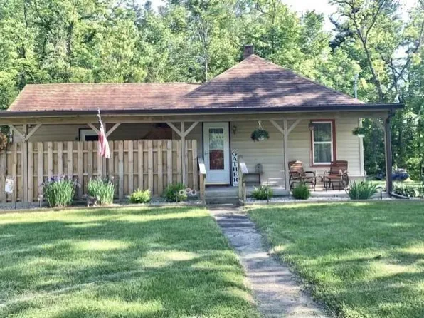 556 E Private Road 850 Rd N, Brazil, IN 47834