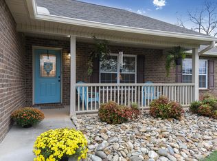 2815 Old Niles Ferry Rd, Maryville, TN 37803