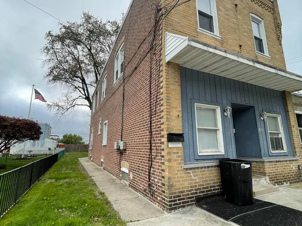 519 Maddock St, Crum Lynne, PA 19022