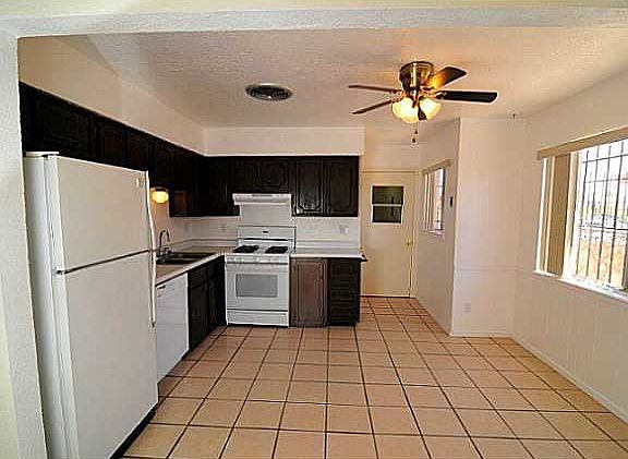 5th image of 10600 Fieldrock Ct