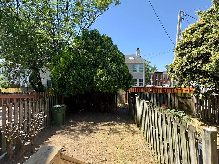 812 S Paca St — Photo 9