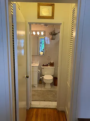 Rented by Allen Harris, LREB | media 16