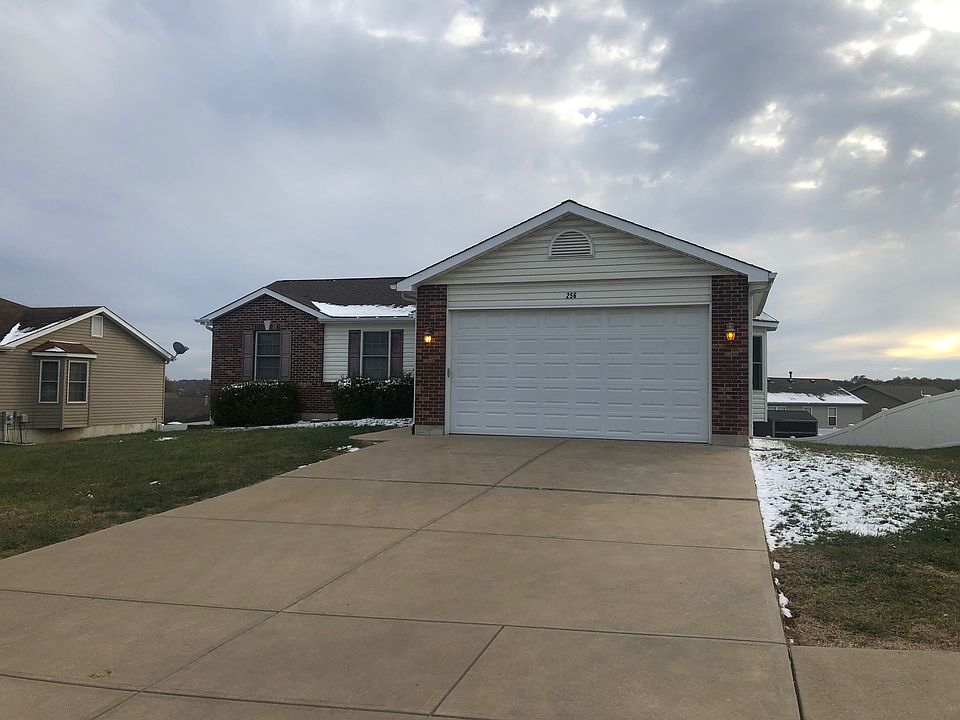 256 Whitetail Crossing Dr, Troy, MO 63379 Zillow