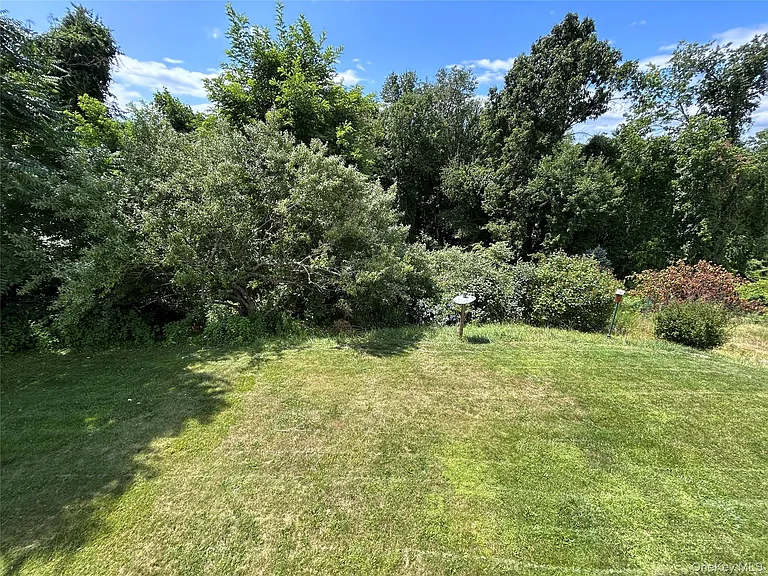 86 Somerset Dr — Photo 28