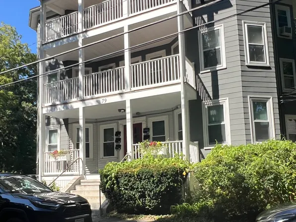 79 Ellsworth St #2E, Brockton, MA 02301