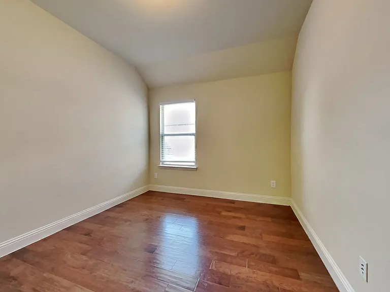 504 Fossil Creek Dr — Photo 14