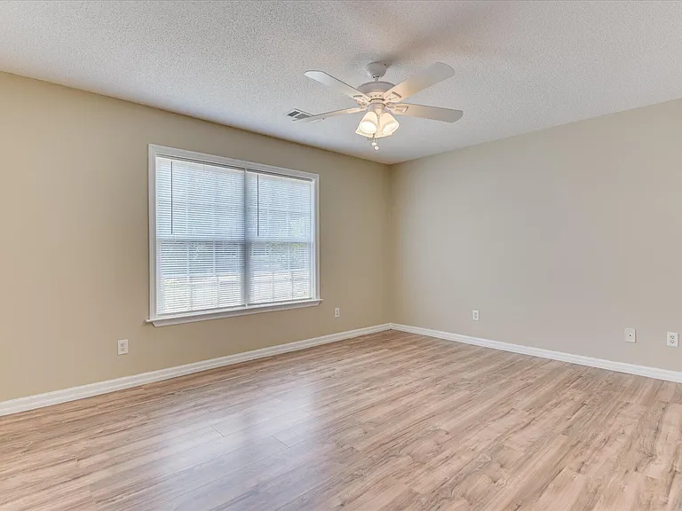118 Charleston Row Blvd — Photo 18