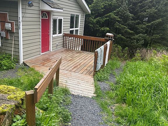 2nd image of 3439 Peninsula Rd