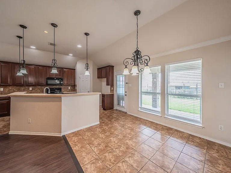 153 Overland Trl — Photo 9