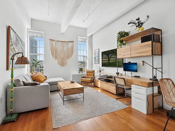 184 Kent Ave APT A505, Brooklyn, NY 11249