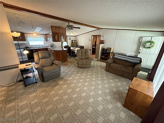 3rd image of 218 Shel Mar Dr SE