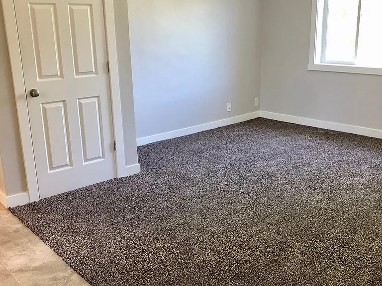 235 W 200 N #1 — Photo 3