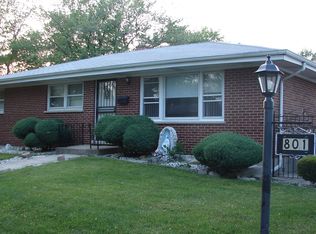 801 N Sumner St, Addison, IL 60101