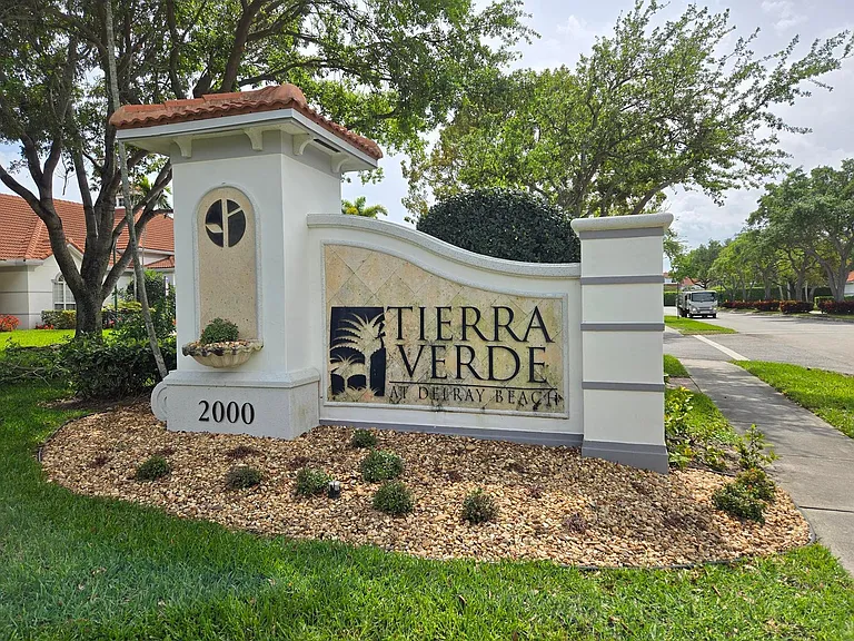 2024 Alta Meadows Ln — Photo 50