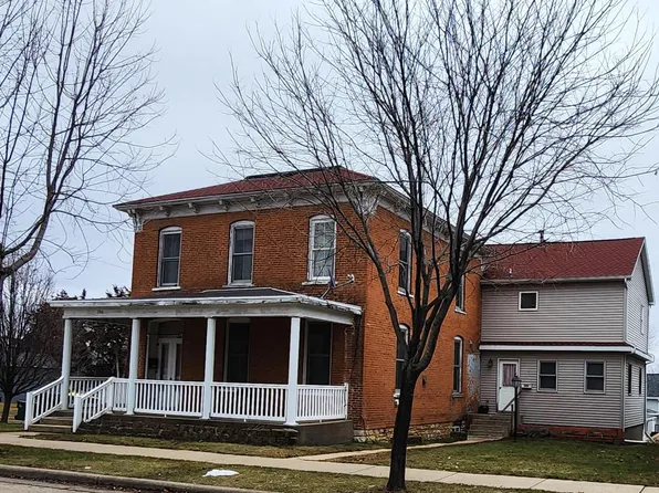 304 South Monroe Street, Lancaster, WI 53813