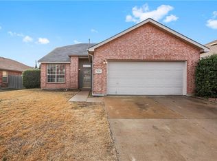 906 Telluride Dr, Arlington, TX 76001