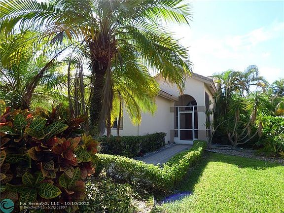 3rd image of 8876 Shoal Creek Ln
