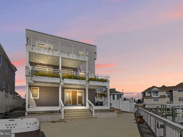 105 Hospitality Dr, Longport, NJ 08403