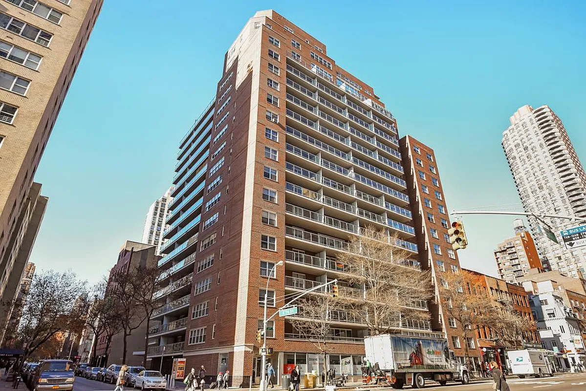 激安価格の Towers Sherman at Sales : Hill Lenox in Street 76th East 363 ベビーパジャマ