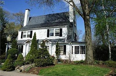 1st image of 28 Bedford Ct