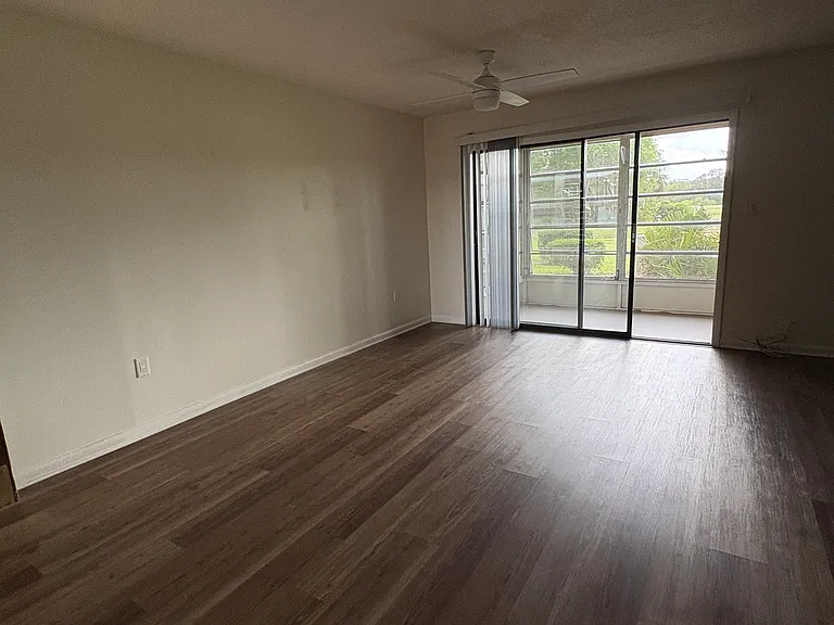 757 Midway Dr #A — Photo 13
