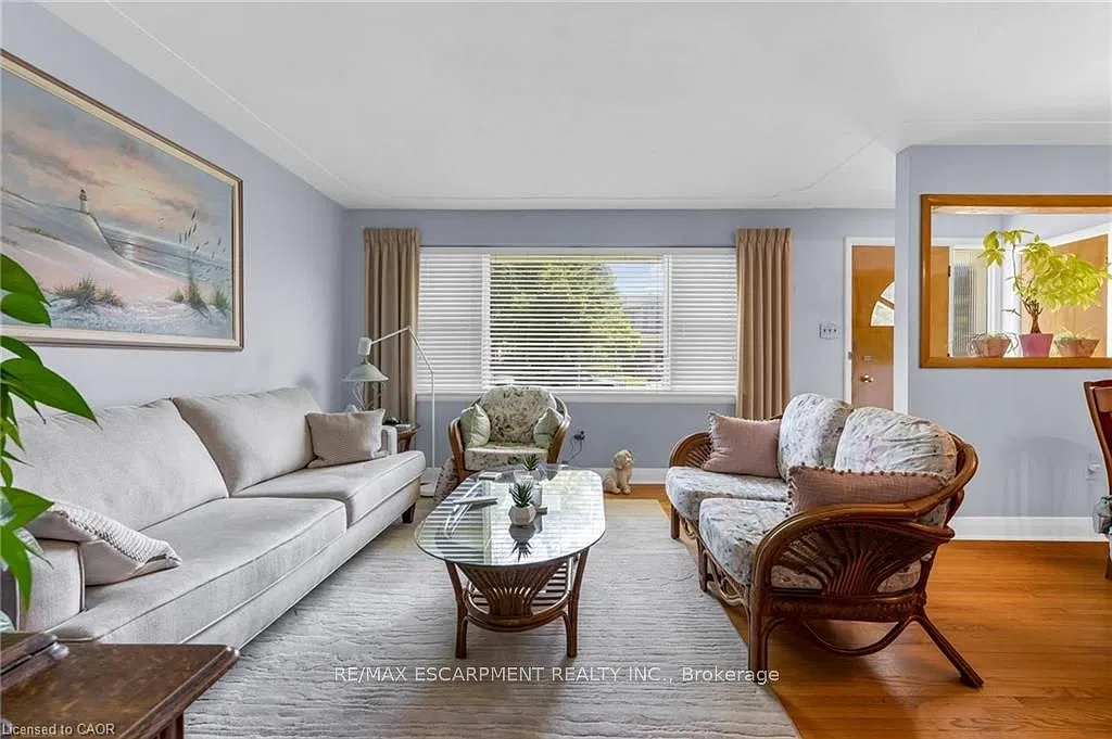 2 bed, $2,600 — Photo 3