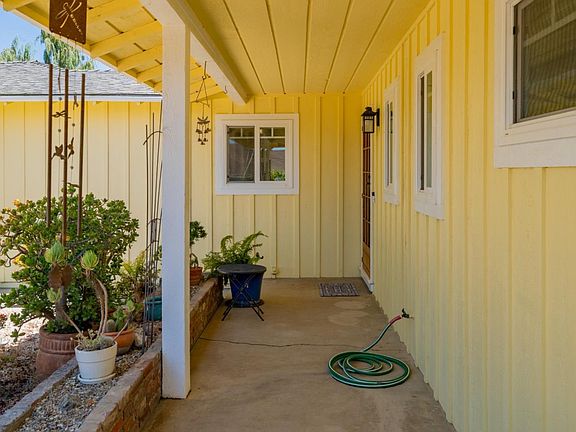 5th image of 1261 Loma Vista Dr