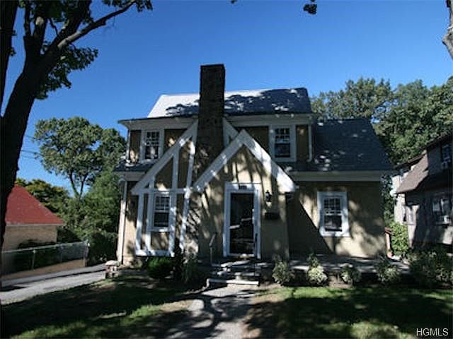 1st image of 529 Stanley Ave