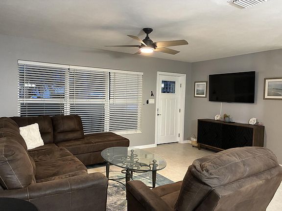 3rd image of 3156 SE Mimosa St