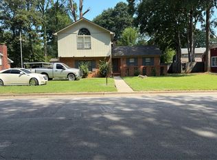 1924 Leeann St SW, Decatur, AL 35601
