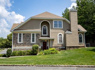 2 Ardsley Ct, Denville, NJ 07834