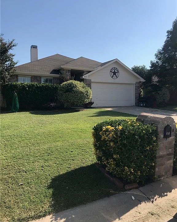 1st image of 813 Mackenzi Dr