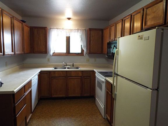 2nd image of 1121 Miles Ave APT 2