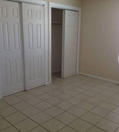5th image of 1810 Payne St APT 15