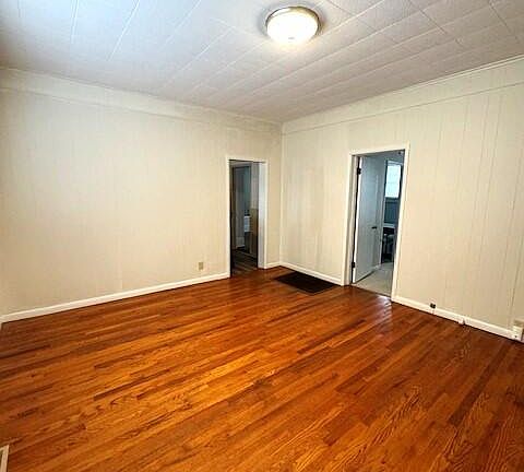 4th image of 2026 S Byrd Ave
