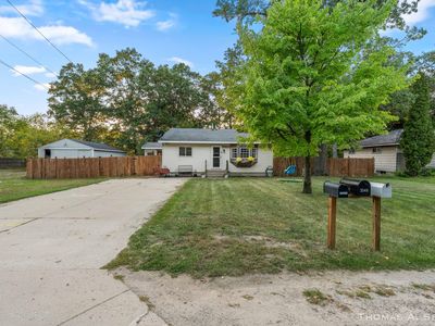 2049 Center St, Muskegon, MI, 49442