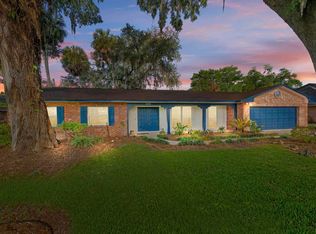 1415 Beverly Point Rd, Leesburg, FL 34748