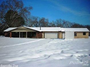 142 Denham Rd, Morrilton, AR 72110