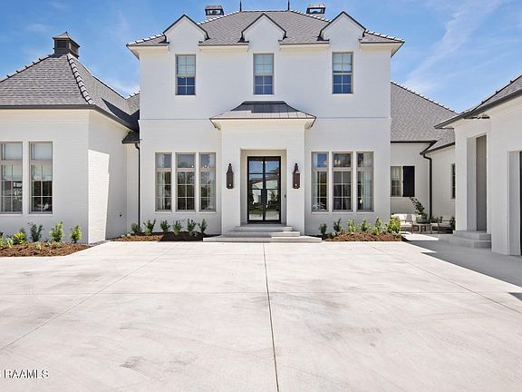 2nd image of 101 Rio Ridge Dr